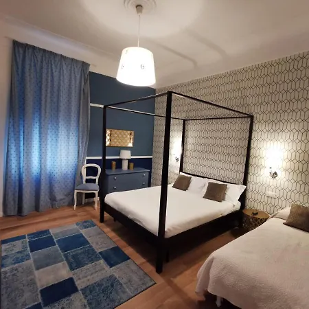 And 5 Terre Apartment *